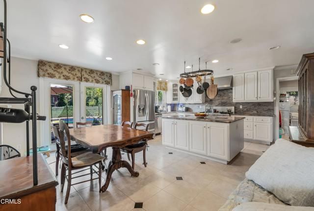 288 Byron Avenue, Ventura, CA 93003