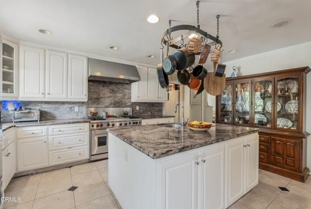 288 Byron Avenue, Ventura, CA 93003