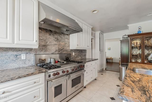 288 Byron Avenue, Ventura, CA 93003