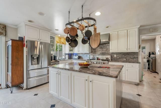 288 Byron Avenue, Ventura, CA 93003