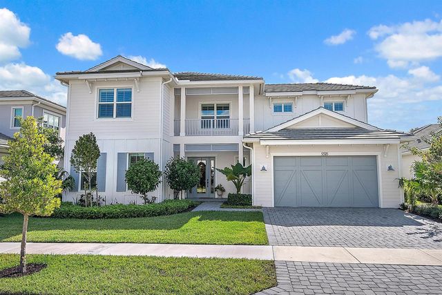 9316 Crestview Circle, Palm Beach Gardens, FL 33412