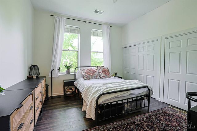 985 Paradrome Street, Cincinnati, OH 45202