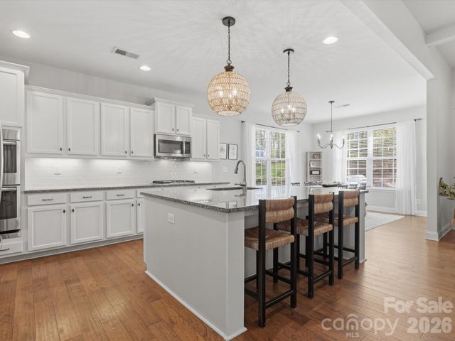 11578 Macallano Drive, Charlotte, NC 28215