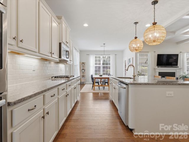 11578 Macallano Drive, Charlotte, NC 28215