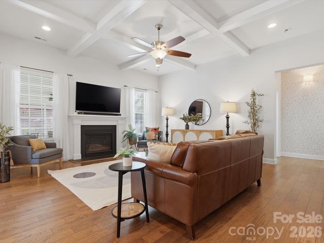 11578 Macallano Drive, Charlotte, NC 28215