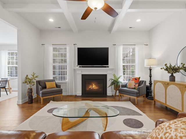 11578 Macallano Drive, Charlotte, NC 28215