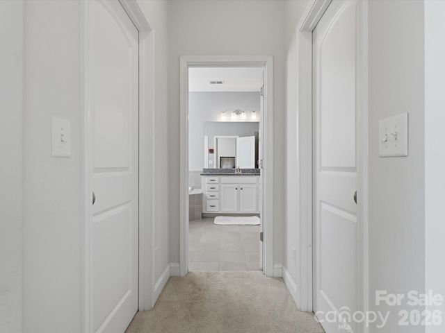 11578 Macallano Drive, Charlotte, NC 28215