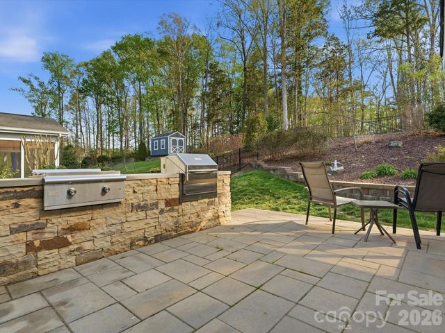 11578 Macallano Drive, Charlotte, NC 28215