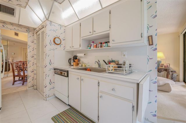 7200 Radice Court 203, Lauderhill, FL 33319