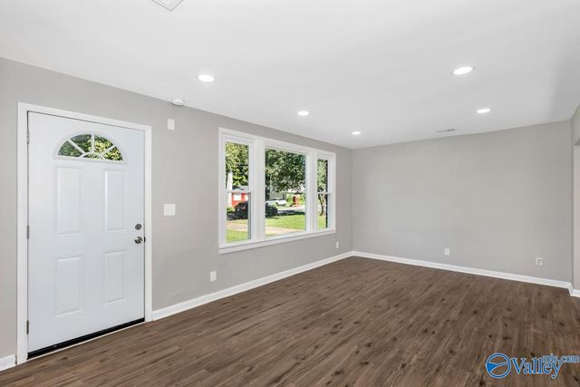 4304 Lakeview Drive, Huntsville, AL 35810