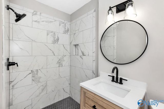 4304 Lakeview Drive, Huntsville, AL 35810