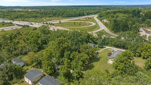 1315 W Gourley Pike, Bloomington, IN 47404