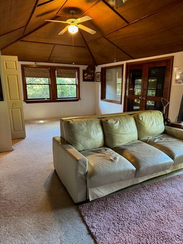 1315 W Gourley Pike, Bloomington, IN 47404