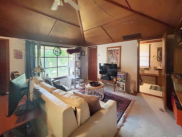 1315 W Gourley Pike, Bloomington, IN 47404