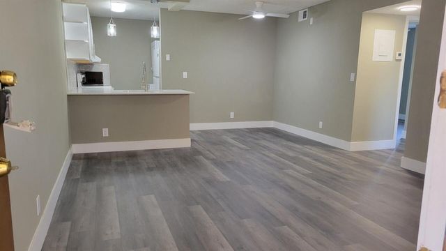 3766 N University Drive M-8, Coral Springs, FL 33065
