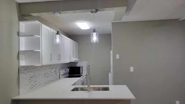 3766 N University Drive M-8, Coral Springs, FL 33065