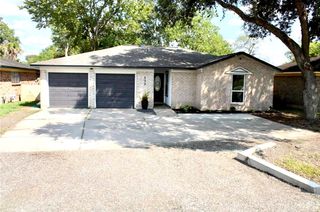 533 S Downing Road, Angleton, TX 77515