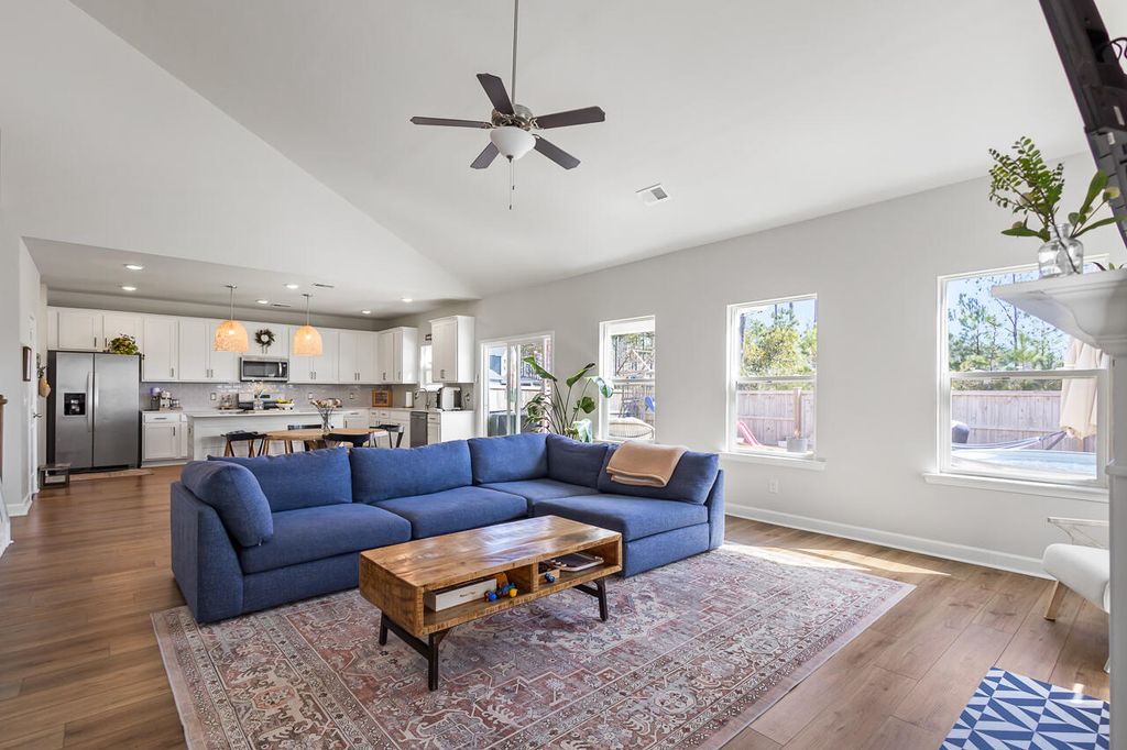 Image 15 of property listing at 249 Lucca Drive, Summerville, SC 29486