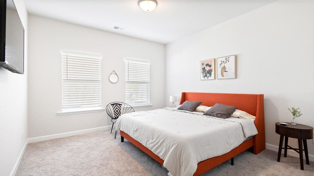 Image 17 of property listing at 249 Lucca Drive, Summerville, SC 29486