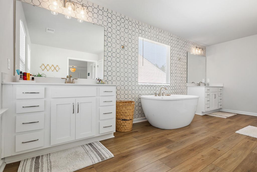 Image 24 of property listing at 249 Lucca Drive, Summerville, SC 29486