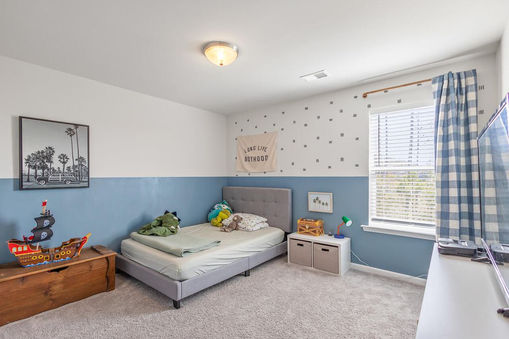 Image 27 of property listing at 249 Lucca Drive, Summerville, SC 29486