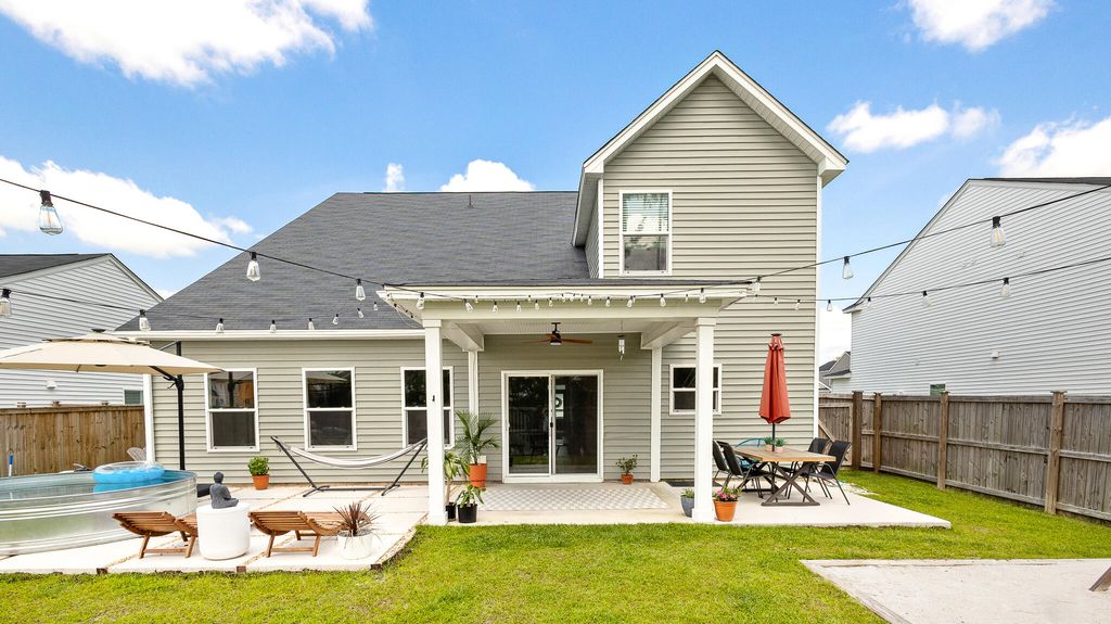 Image 31 of property listing at 249 Lucca Drive, Summerville, SC 29486