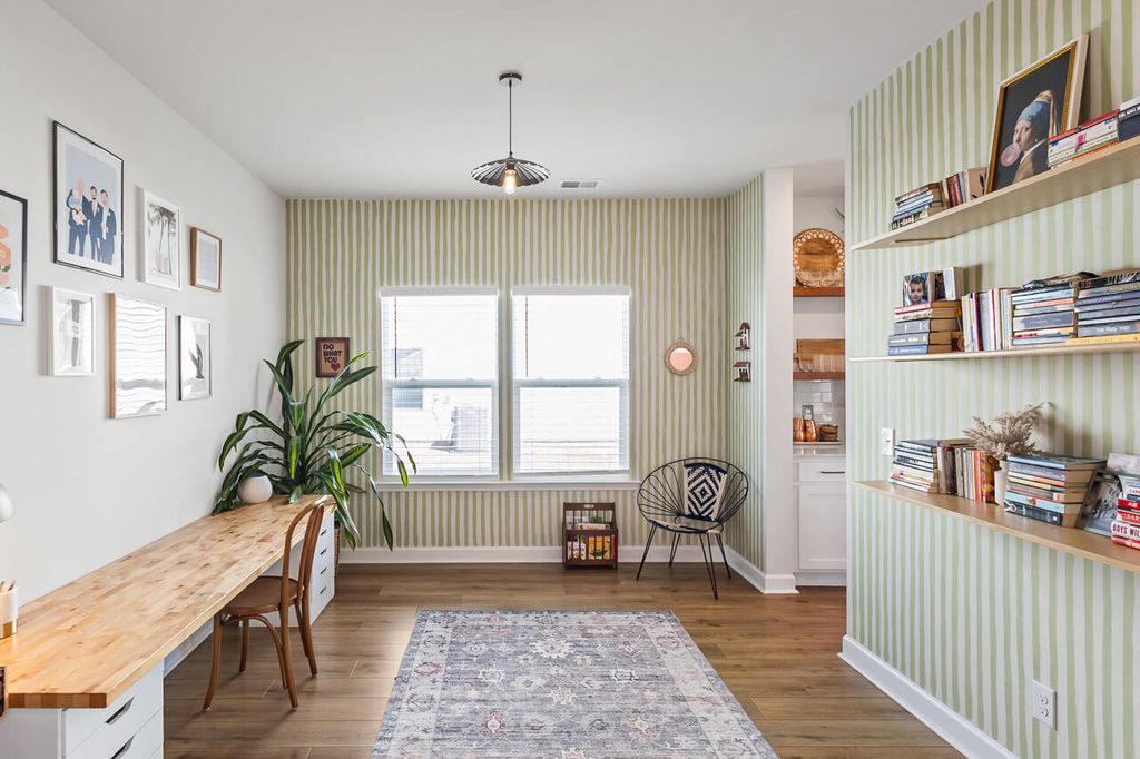 Image 4 of property listing at 249 Lucca Drive, Summerville, SC 29486