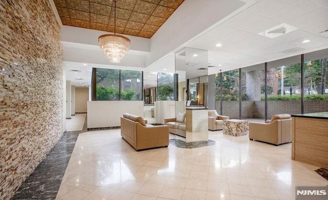 1600 Center Avenue 9C, Fort Lee, NJ 07024