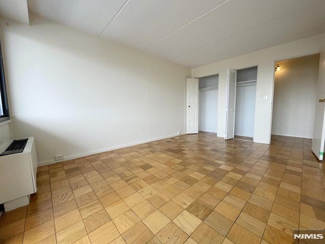 1600 Center Avenue 9C, Fort Lee, NJ 07024