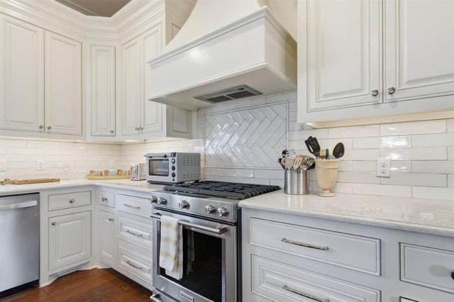 1207 Saint Andrew Ln Lane, Lake Charles, LA 70601