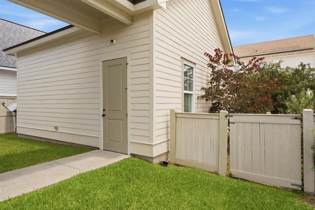 1207 Saint Andrew Ln Lane, Lake Charles, LA 70601