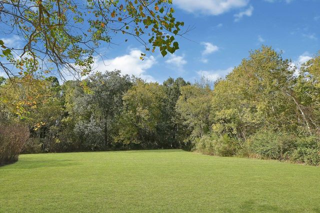 5353 County Road 154, Alvin, TX 77511