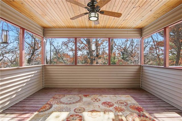 2021 High Point Drive, Altoona, WI 54720