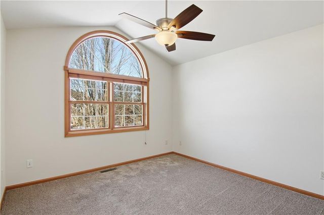 2021 High Point Drive, Altoona, WI 54720