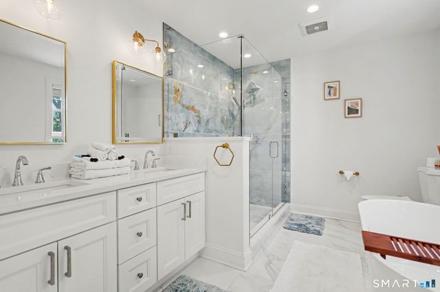 125 Ridgewood Drive, Milford, CT 06460