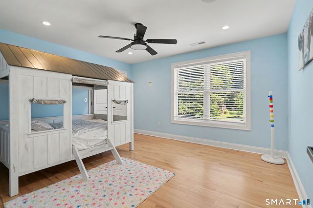 125 Ridgewood Drive, Milford, CT 06460