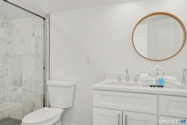 125 Ridgewood Drive, Milford, CT 06460