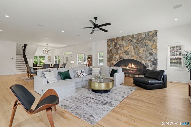 125 Ridgewood Drive, Milford, CT 06460