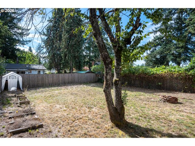 5816 Se FIRWOOD St, Milwaukie, OR 97222
