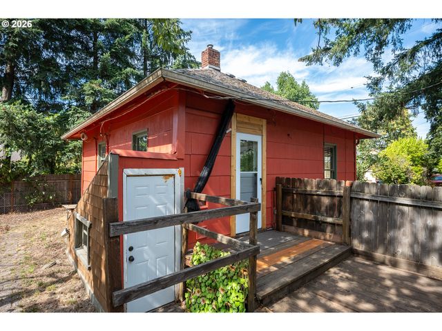 5816 Se FIRWOOD St, Milwaukie, OR 97222