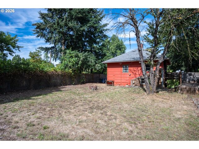 5816 Se FIRWOOD St, Milwaukie, OR 97222