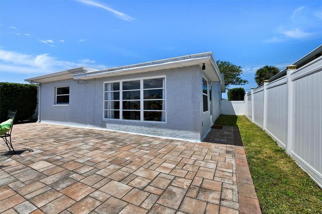 5106 BLUE HERON DRIVE, New Port Richey, FL 34652