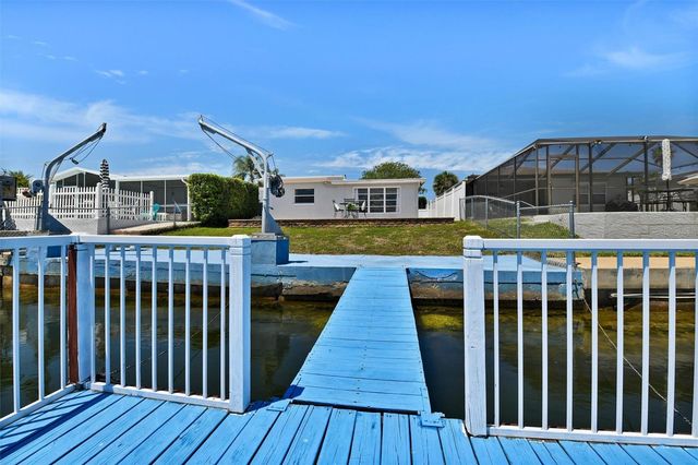 5106 BLUE HERON DRIVE, New Port Richey, FL 34652