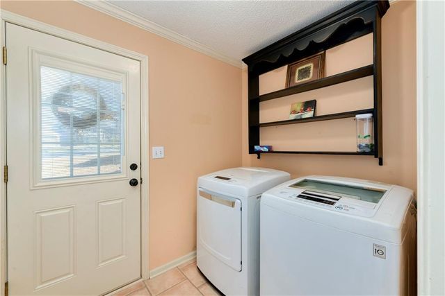 3501 NE Shady Lane Drive, Gladstone, MO 64119