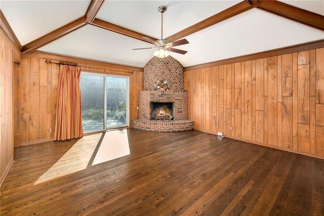 3501 NE Shady Lane Drive, Gladstone, MO 64119