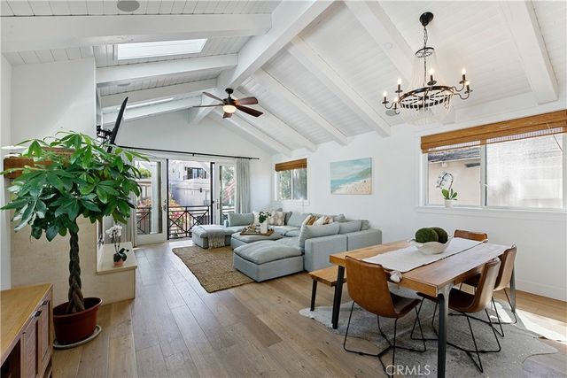 557 3rd Street, Hermosa Beach, CA 90254