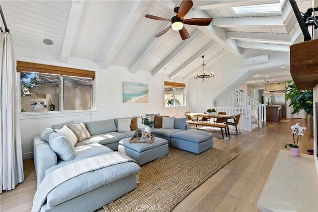 557 3rd Street, Hermosa Beach, CA 90254