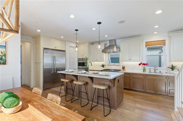 557 3rd Street, Hermosa Beach, CA 90254