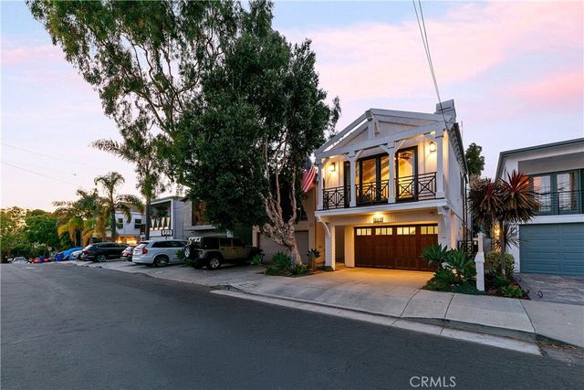 557 3rd Street, Hermosa Beach, CA 90254