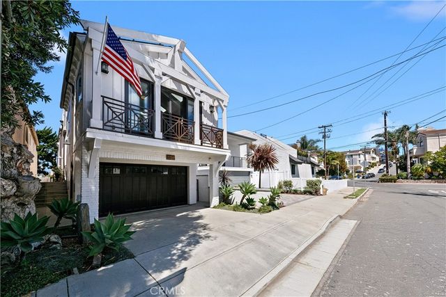 557 3rd Street, Hermosa Beach, CA 90254